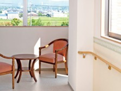 サービス付き高齢者向け住宅シニアレジデンスなでしこ