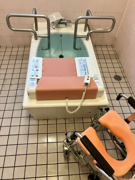 エヌズコート赤川