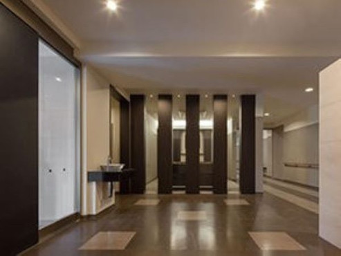 エントランスホール