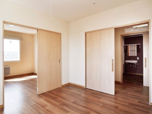 サービス付き高齢者向け住宅アゼリア館北広島