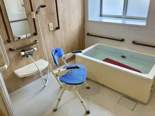 トラストシップ宝町