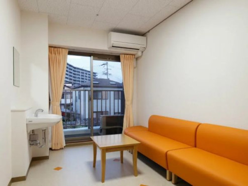 サービス付高齢者向け住宅富士桜