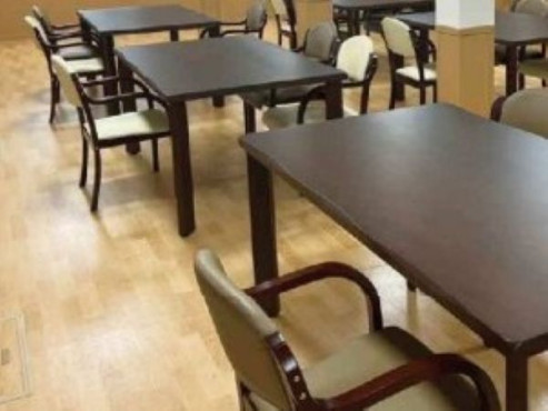 ハッピーシップ岸部