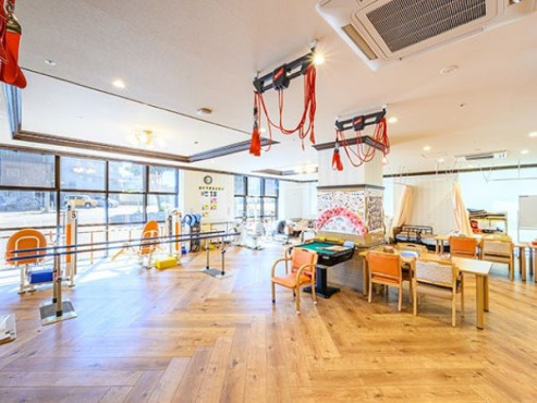 ノアガーデンアビークロエ（看護クラーク南平岸）