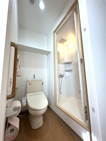 居室（トイレ・シャワー室）