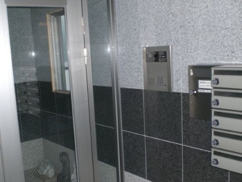 施設入口オートロック