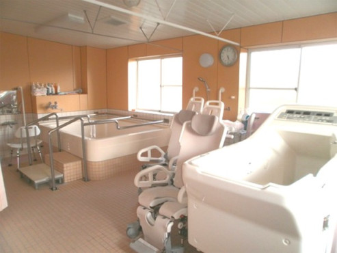 ウェルネステラス富岡