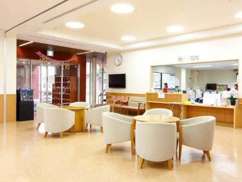 エントランスホール・ラウンジ