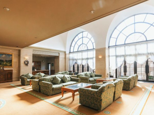 ロビーラウンジ