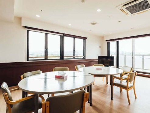 グランドハウス緑苑