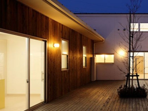 白井の家参番館