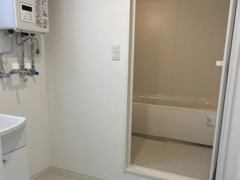 居室（浴室前）