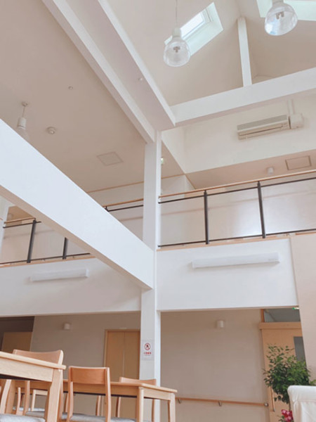 館内（吹き抜け）