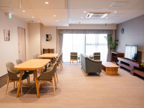 SOMPOケア ラヴィーレ平和大通り