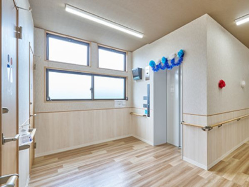 レストコート八尾