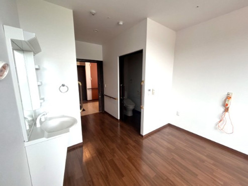 エミタス一志高野