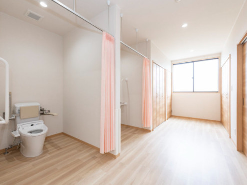 ナーシングホームアイプラス朝宮