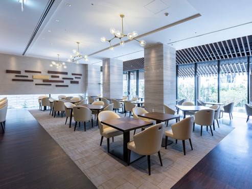 トラストグレイス白壁