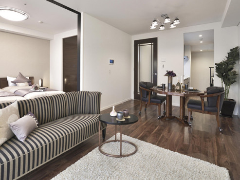 トラストグレイス白壁