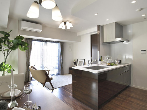 トラストグレイス白壁