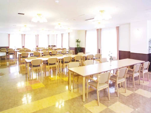 シルバーレジデンス孔輪閣（こうりんかく）あけぼの館