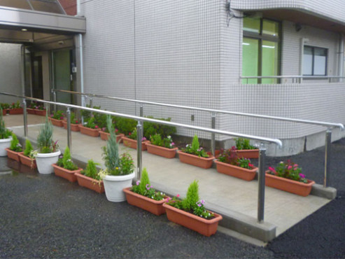 家族の家ひまわり一橋学園