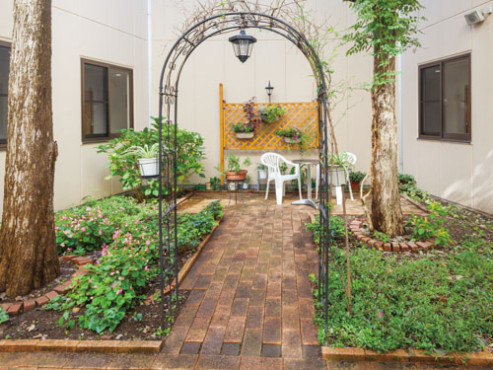 ニチイホーム国立