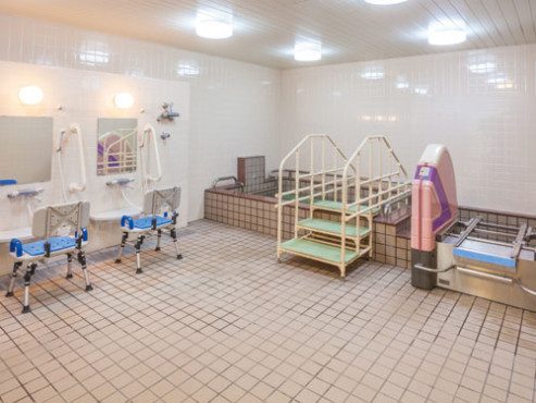 ニチイホーム栗平