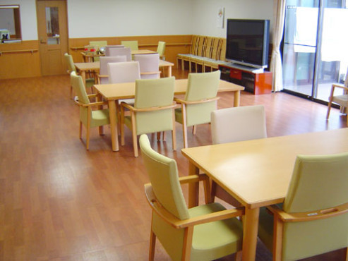 ニチイケアセンター燕