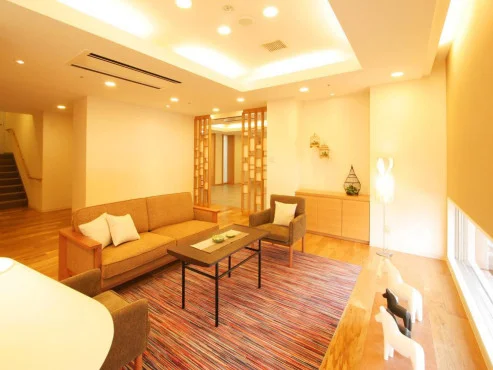 1F エントランスラウンジ