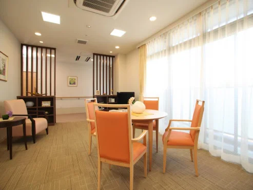 2F ティールーム