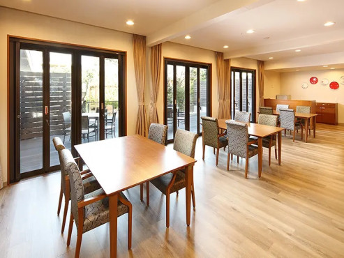 メディカルホームグランダ鵠沼松が岡