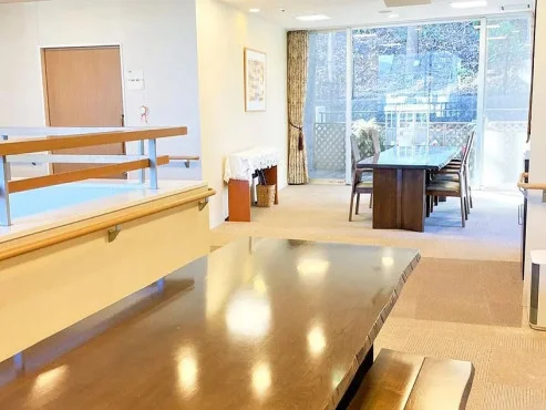 2F 共用スペース