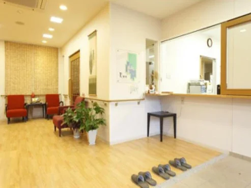 1F エントランス