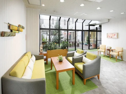 1F エントランスラウンジ