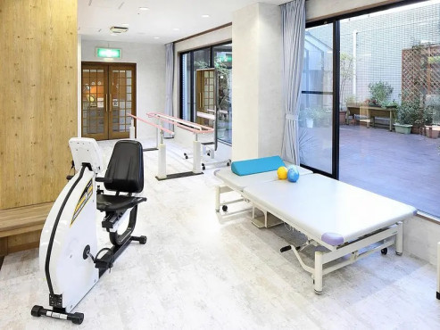 リハビリホームくらら鷺沼