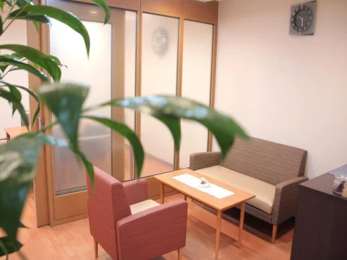 2F ティールーム