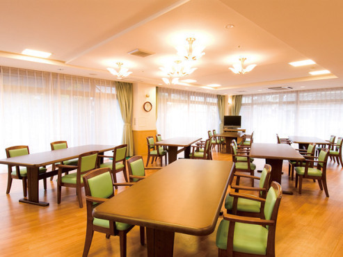 ツクイ・サンシャイン南巽