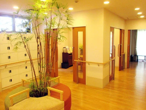 1F エントランス