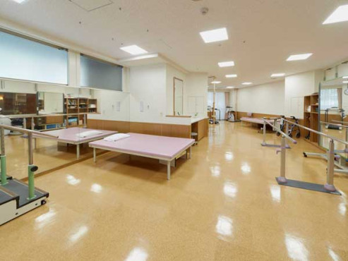 エレガーノ摩耶 介護居室