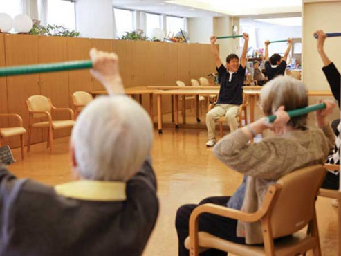 エレガーノ摩耶 介護居室