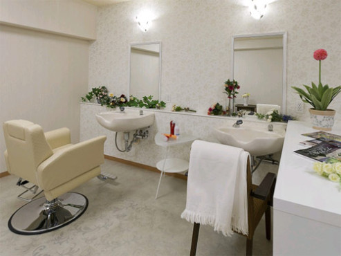 SOMPOケア ラヴィーレ衣笠山公園