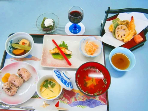 エルダーホーム上本郷