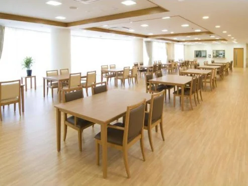 1F リビングルーム兼食堂兼機能訓練室