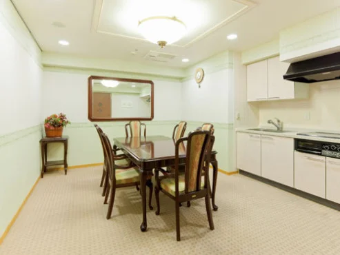 クラーチ・エレガンタ本郷