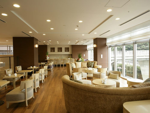 グランクレールセンター南