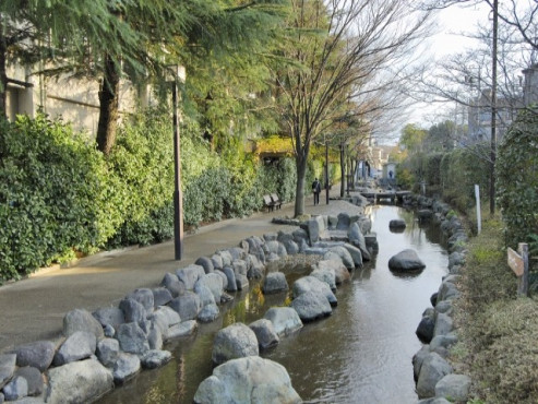 申孝園ロータスヴィラ