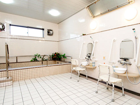 あずみ苑ラ・テラス逆井