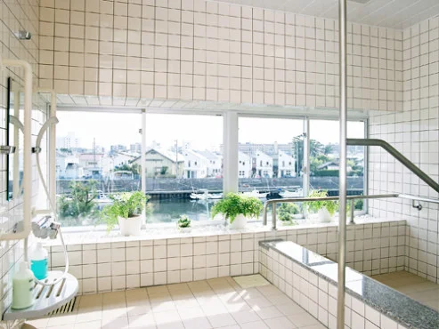 介護付有料老人ホームクローバーガーデン