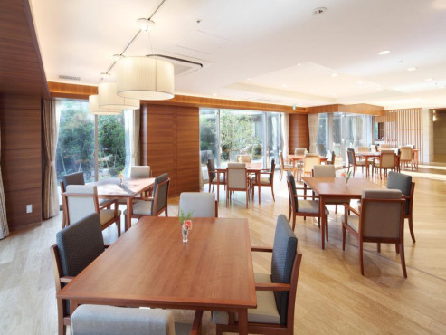 グランダ学芸大学